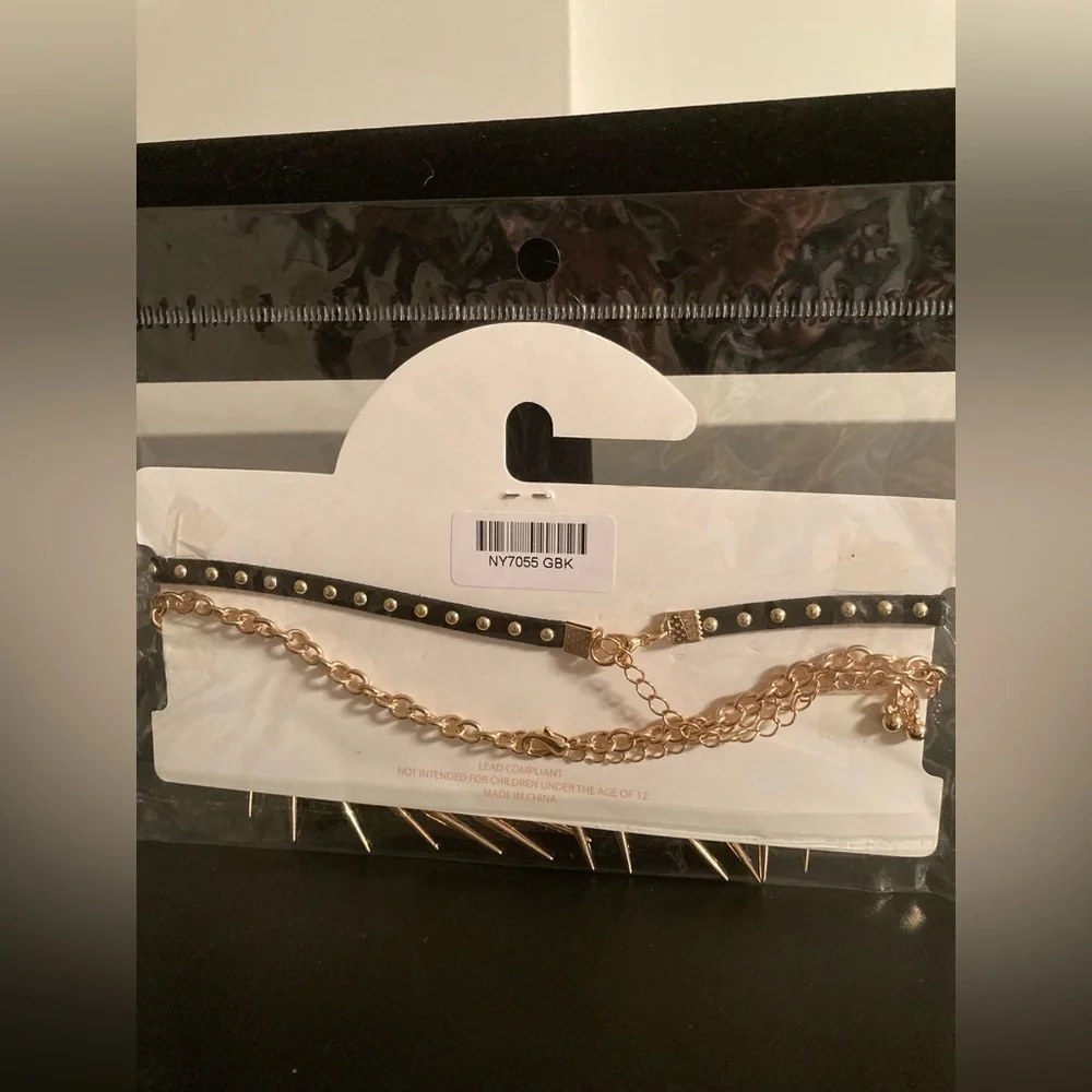 Charisma choker set. 2 prices. Black with golden studs.